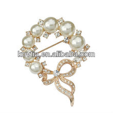 Hot sale trendy pearl brooch rhinestone brooch wedding invitation brooch